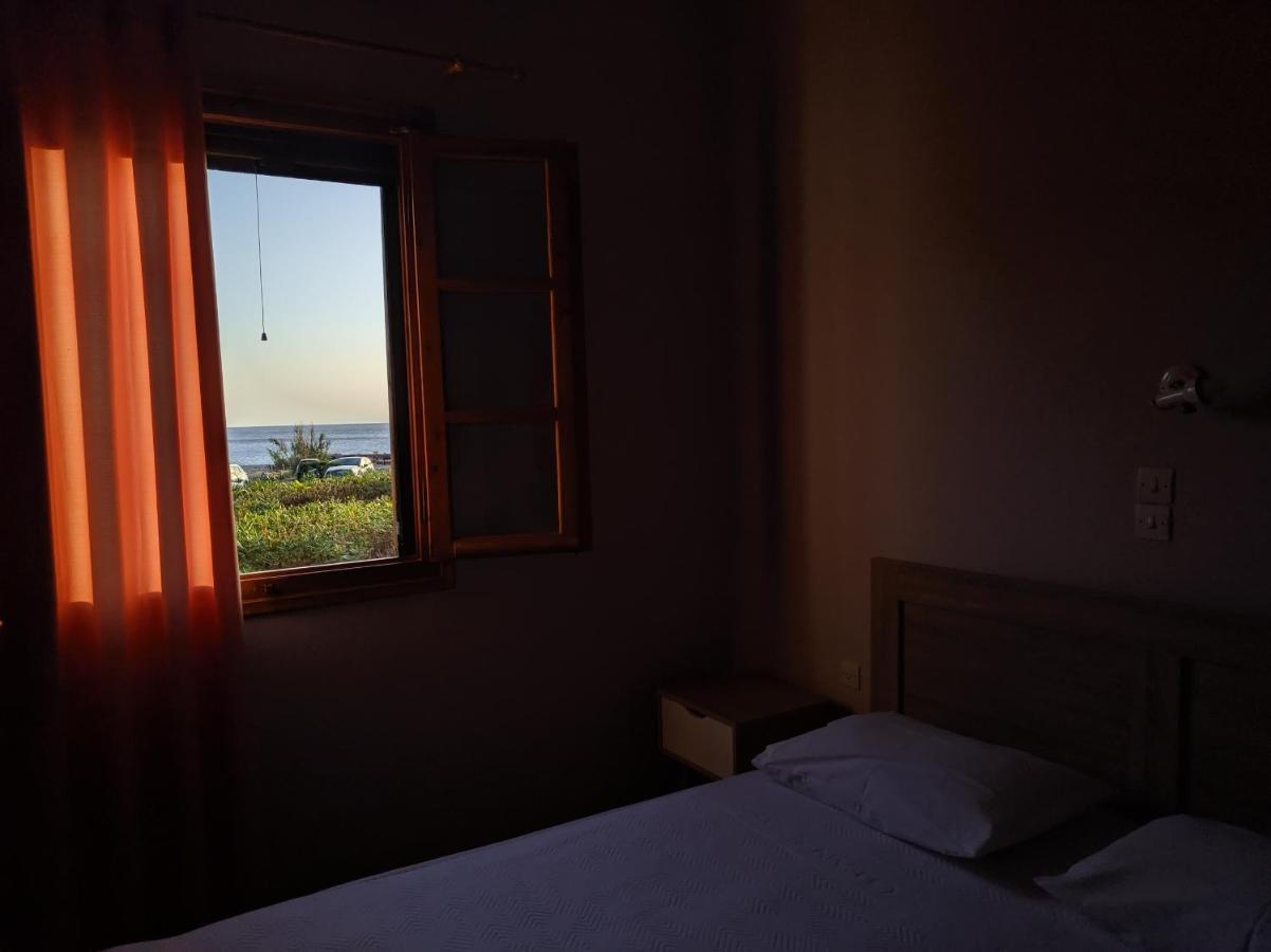 Tramonto Nel Delfini Apartment Kini ภายนอก รูปภาพ