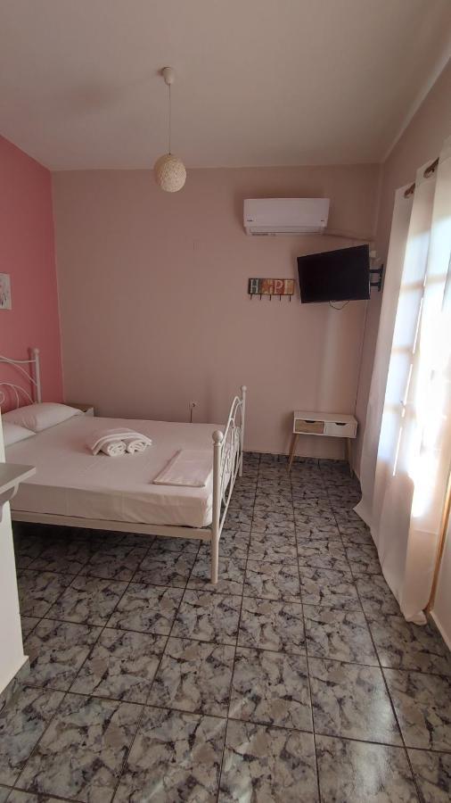 Tramonto Nel Delfini Apartment Kini ภายนอก รูปภาพ
