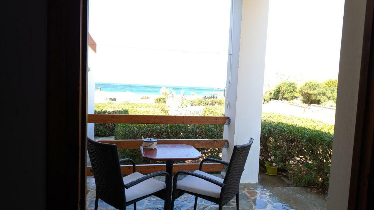 Tramonto Nel Delfini Apartment Kini ภายนอก รูปภาพ